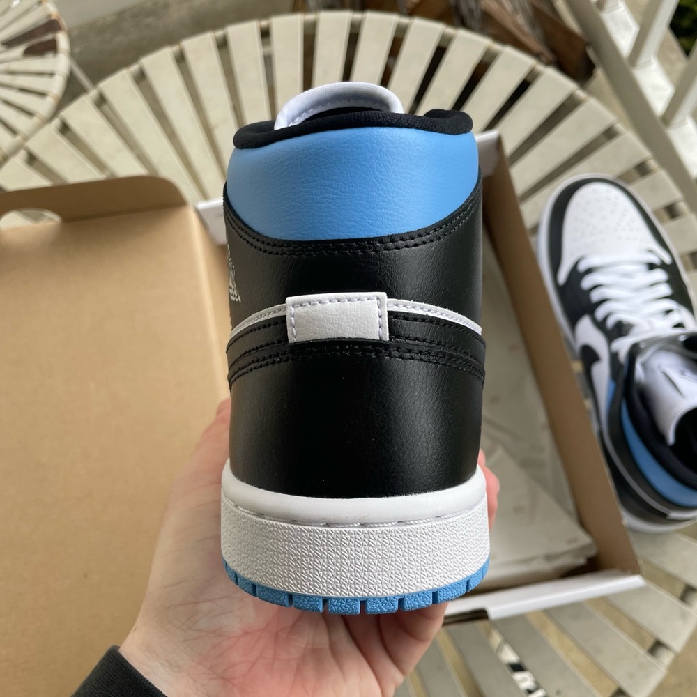 Nike Air Jordan 1 Retro Mid “University Blue/UNC” - Picture 7 of 7